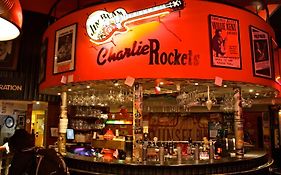 Charlie Rockets Youth Hostel